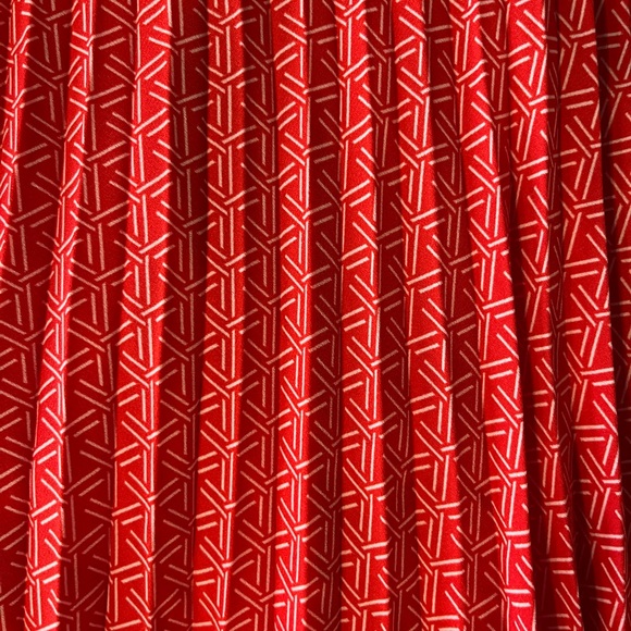 Banana Republic Sleeveless Red Patterned Mini Dress, Size 6 NWT - Picture 5 of 16